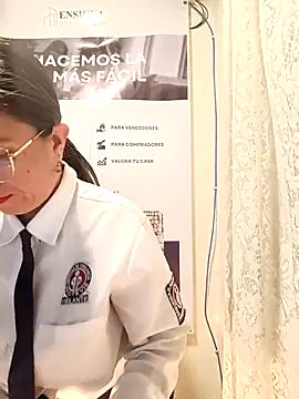 Valentina--1 online show from 04/04/26, 10:02