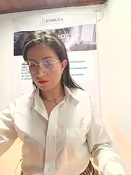 Valentina--1 online show from 05/19/26, 09:59