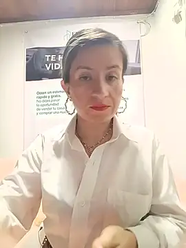 Valentina--1 online show from 05/27/26, 10:01