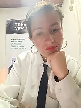 Valentina--1 online show from 06/04/26, 10:21