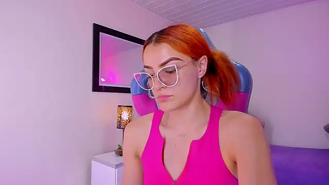 Snapshot of celeste_blazze_ chatting on 03/04/26, 05:19 celeste blazze online show from 03/04/26, 05:19