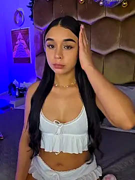 ISA NIXON online show from 01/06/26, 01:09