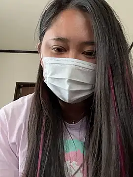 Snapshot of arisu_Fcap chatting on 11/13/25, 10:19 arisu Fcap online show from 11/13/25, 10:19