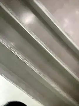 Kloe Novoa online show from 12/04/25, 01:09