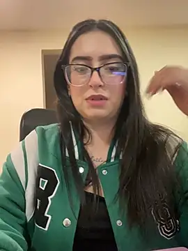 Kloe Novoa online show from 04/01/26, 01:41