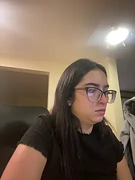 Kloe Novoa online show from 04/22/26, 12:50