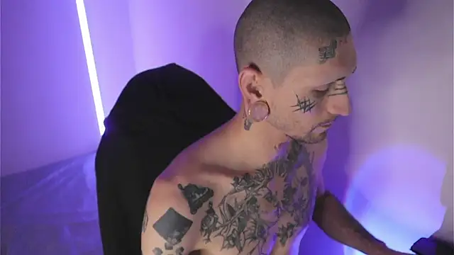 TokyoHatsumoto online show from 02/02/26, 11:03