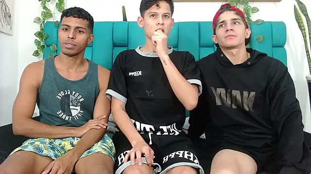 Hot Boys Latinos X online show from 10/31/25, 12:11