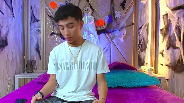 Ink Boy online show from 10/26/25, 01:17