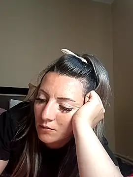 Gabrielaalialiali online show from 04/20/26, 07:55