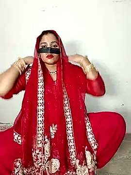 Snapshot of Heena-143 chatting on 06/03/26, 06:02 Heena-143 online show from 06/03/26, 06:02