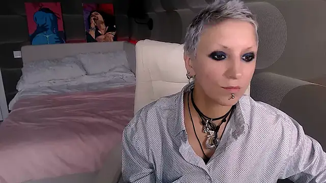 Sweet-n-Strong online show from 10/26/25, 08:09