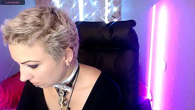 Sweet-n-Strong online show from 11/15/25, 08:22