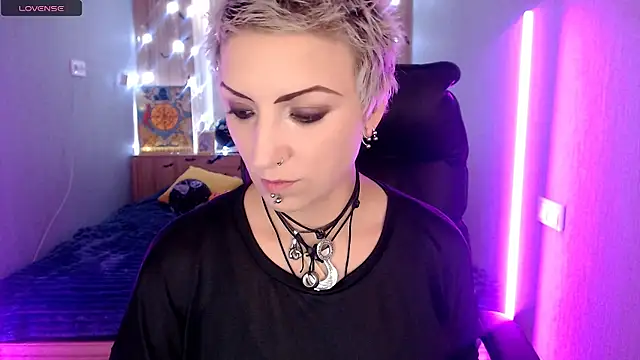 Sweet-n-Strong online show from 11/22/25, 08:02