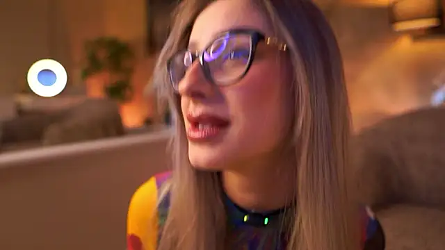 MaddieBryggs online show from 03/20/26, 10:09