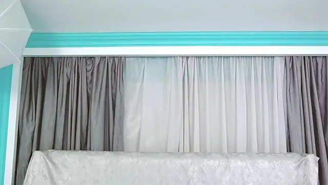 MargoLyons online show from 11/17/25, 08:47