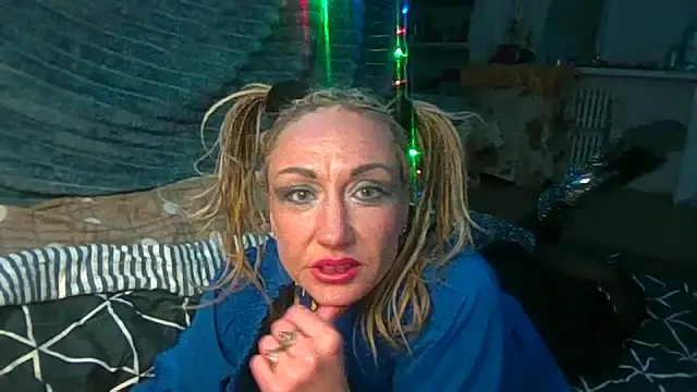 LilaniLoverx online show from 11/05/25, 08:09