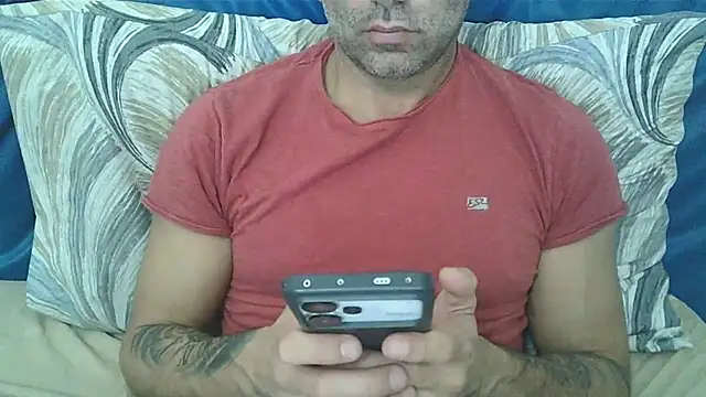 Evasionee online show from 11/19/25, 08:20