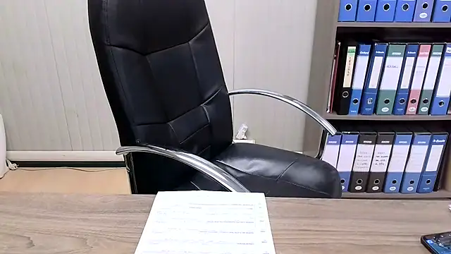 Evasionee online show from 12/18/25, 07:25