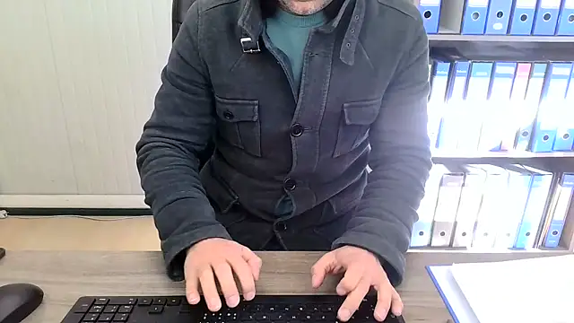 Evasionee online show from 02/25/26, 08:46