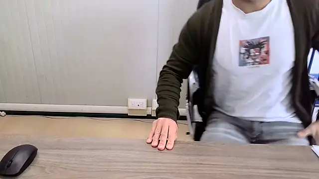 Evasionee online show from 04/22/26, 06:49