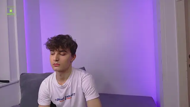 Richard steele hot online show from 11/24/25, 03:23