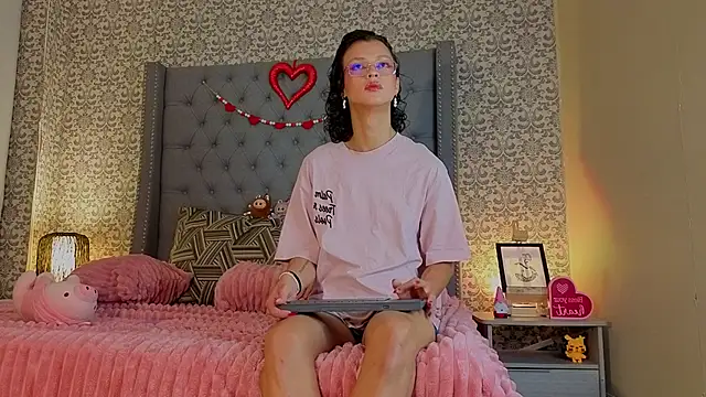 Indi rave online show from 02/11/26, 01:05