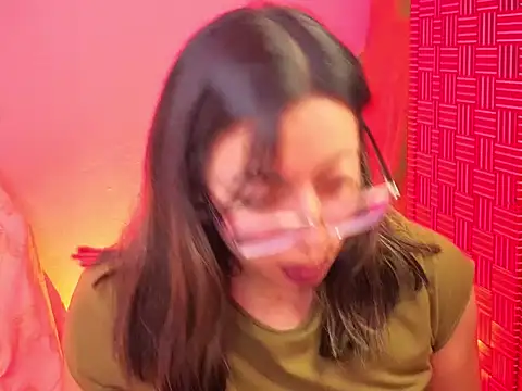 zylla storn online show from 12/16/25, 08:19