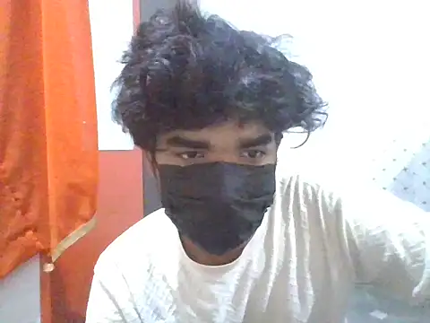 Snapshot of kriZ08 chatting on 05/03/26, 11:05 kriZ08 online show from 05/03/26, 11:05