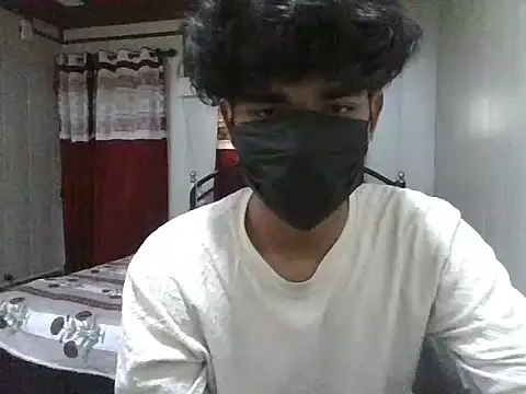 Snapshot of kriZ08 chatting on 05/08/26, 11:04 kriZ08 online show from 05/08/26, 11:04