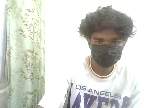 Snapshot of kriZ08 chatting on 05/12/26, 08:11 kriZ08 online show from 05/12/26, 08:11