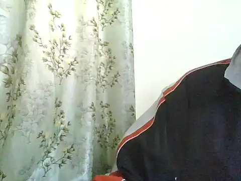 Snapshot of kriZ08 chatting on 05/17/26, 07:17 kriZ08 online show from 05/17/26, 07:17