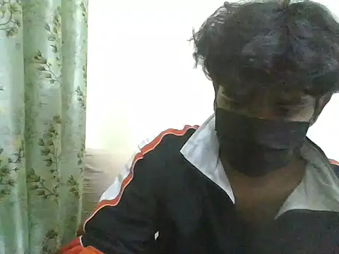 Snapshot of kriZ08 chatting on 05/22/26, 10:54 kriZ08 online show from 05/22/26, 10:54