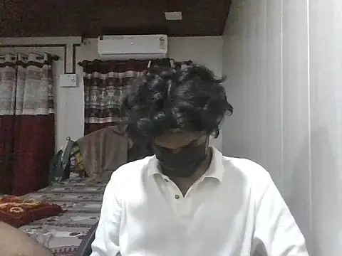 Snapshot of kriZ08 chatting on 06/23/26, 02:26 kriZ08 online show from 06/23/26, 02:26