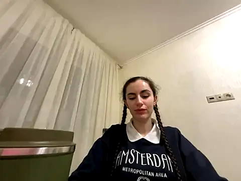  my Khaleesi  online show from 11/04/25, 04:39