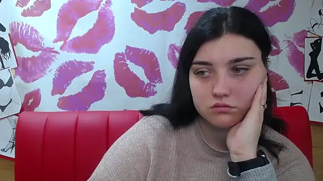 Snapshot of ScarletCargo chatting on 11/30/25, 06:28 ScarletCargo online show from 11/30/25, 06:28