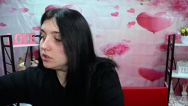 Snapshot of ScarletCargo chatting on 02/14/26, 12:02 ScarletCargo online show from 02/14/26, 12:02