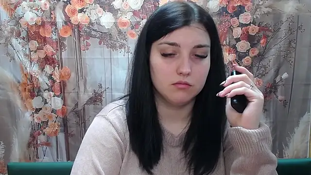 Snapshot of ScarletCargo chatting on 03/06/26, 12:01 ScarletCargo online show from 03/06/26, 12:01