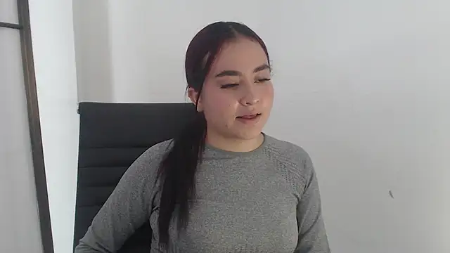 MilaStar2 online show from 10/24/25, 06:04