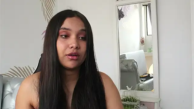 Isabelle Lane online show from 03/12/26, 12:44