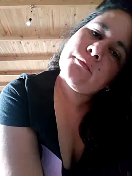 Snapshot of Clara_Arg chatting on 11/20/25, 12:16 Clara Arg online show from 11/20/25, 12:16