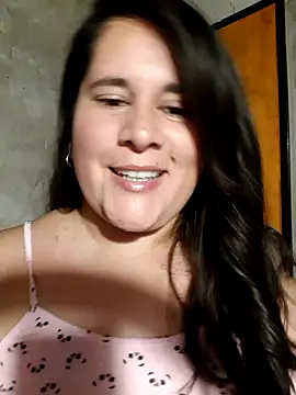 Snapshot of Clara_Arg chatting on 01/12/26, 02:06 Clara Arg online show from 01/12/26, 02:06