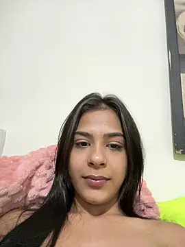 Snapshot of barbiie1818 chatting on 07/16/26, 05:46 barbiie1818 online show from 07/16/26, 05:46