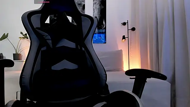 IamKael  online show from 02/04/26, 01:55