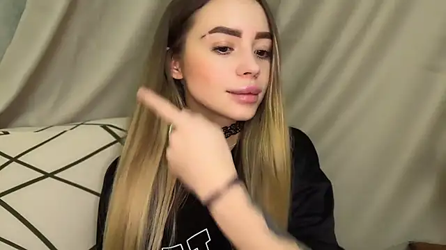 Snapshot of stellarblush chatting on 11/09/25, 08:51 stellarblush online show from 11/09/25, 08:51