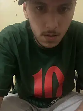 Snapshot of Unique-Man chatting on 06/24/26, 10:20 Unique-Man online show from 06/24/26, 10:20