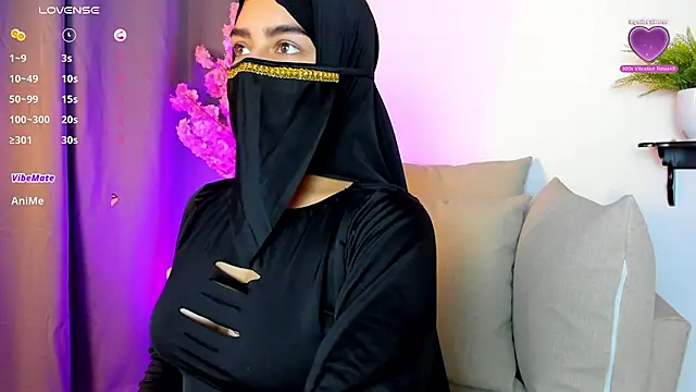 shaima   online show from 12/04/25, 08:39