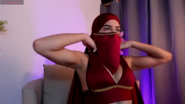 shaima   online show from 04/12/26, 10:15