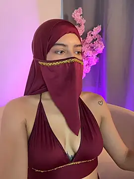 Snapshot of shaima__ chatting on 04/27/26, 08:40 shaima online show from 04/27/26, 08:40