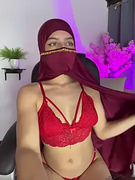 Snapshot of shaima__ chatting on 05/21/26, 07:10 shaima online show from 05/21/26, 07:10